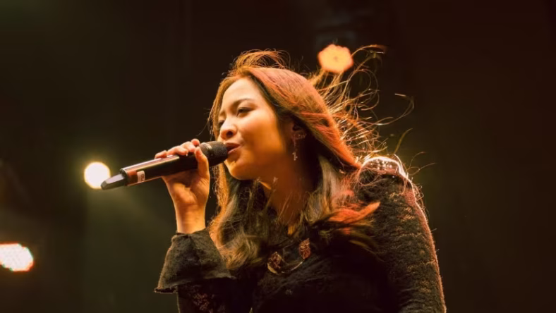 musik pop Bernadya